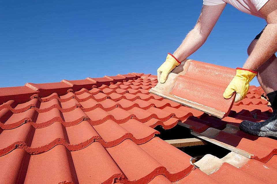 pros cons clay tile roofing